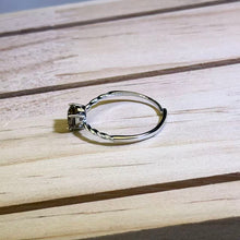Load image into Gallery viewer, Smoky Quartz Adjustable Silver Ring 茶晶镶嵌活口银戒指
