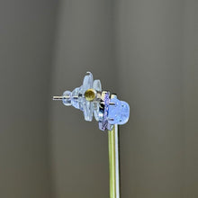 Load image into Gallery viewer, Moonstone Silver Stud Earrings 月光石镶嵌银耳钉
