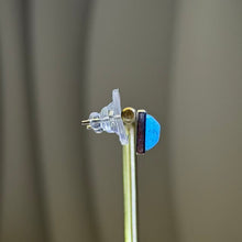 Load image into Gallery viewer, Blue Turquoise Silver Stud Earrings 蓝色松石镶嵌银耳钉
