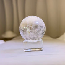 Load image into Gallery viewer, Clear Quartz Crystal Sphere 白水晶球
