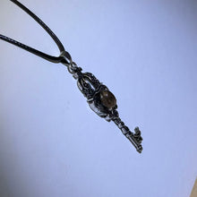 Load image into Gallery viewer, Copper Rutilated Quartz Key Pendant Necklace 铜发晶钥匙吊坠项链
