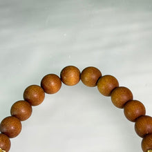 Load image into Gallery viewer, Morganite Sandalwood Beaded Bracelet 摩根石山檀木手串

