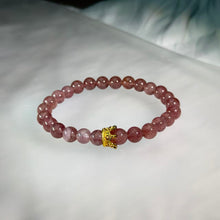 Load image into Gallery viewer, Red Strawberry Quartz Beaded Bracelet 红色草莓晶圆珠手串
