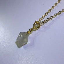 Load image into Gallery viewer, Green Prehnite Star Necklace 绿色葡萄石星星项链
