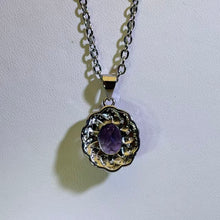Load image into Gallery viewer, Amethyst Halo Floral Necklace 紫水晶花簇项链
