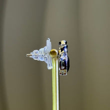 Load image into Gallery viewer, Black Spinel Bow Stud Earrings 黑色尖晶石蝴蝶结耳钉
