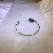 Load image into Gallery viewer, Malachite Vintage Style Open Bangle 孔雀石复古活口手镯
