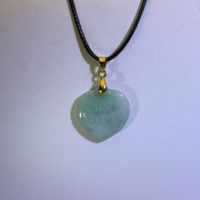 Load image into Gallery viewer, Apple Green Jadeite Heart Pendant Necklace 苹果绿翡翠爱心吊坠项链
