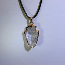 Load image into Gallery viewer, Clear Quartz Raw Stone Pendant Necklace 白水晶原石随型吊坠项链
