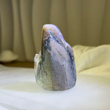 Load image into Gallery viewer, Amethyst Natural Geode Figurine 紫水晶天然晶洞原石摆件
