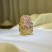 Load image into Gallery viewer, Strawberry Quartz Resin Owl Figurine 红色草莓晶滴胶猫头鹰治愈摆件
