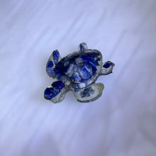 Load image into Gallery viewer, Lapis Lazuli Resin Turtle Figurine 青金石滴胶小龟治愈摆件
